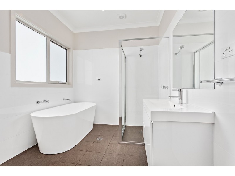 8A Foster Road, Flinders NSW 2529