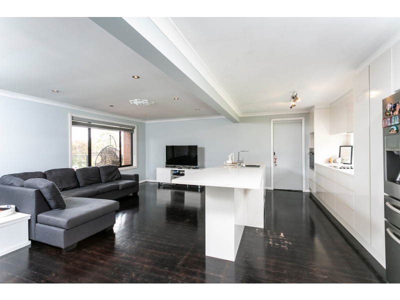 35 Henricks Parade, Mount Warrigal NSW 2528