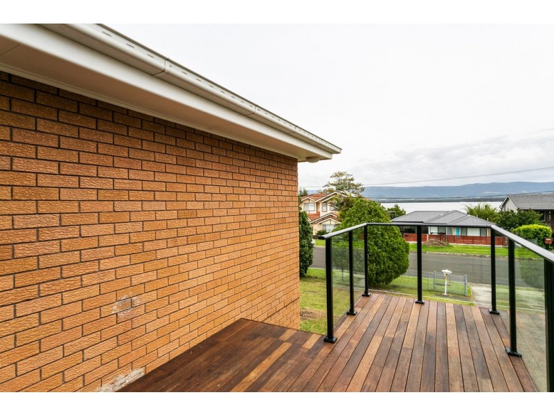 35 Henricks Parade, Mount Warrigal NSW 2528