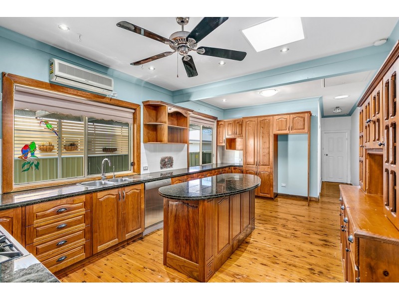 23 Lyne Street, Oak Flats NSW 2529