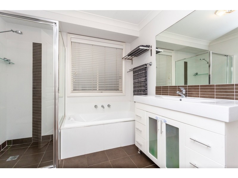 75 Whittaker Street, Flinders NSW 2529
