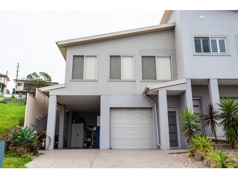 2/19 Backhouse Road, Lake Heights NSW 2502