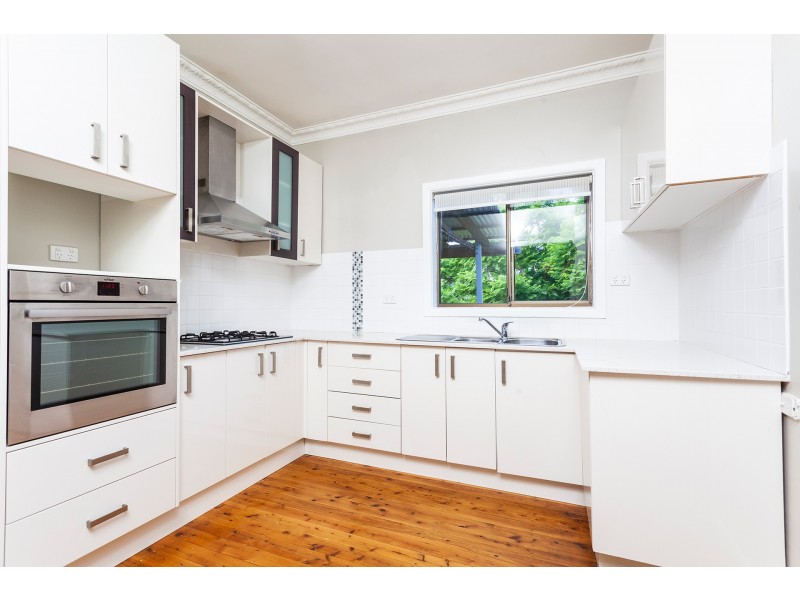 23 Bruce Street, Unanderra NSW 2526