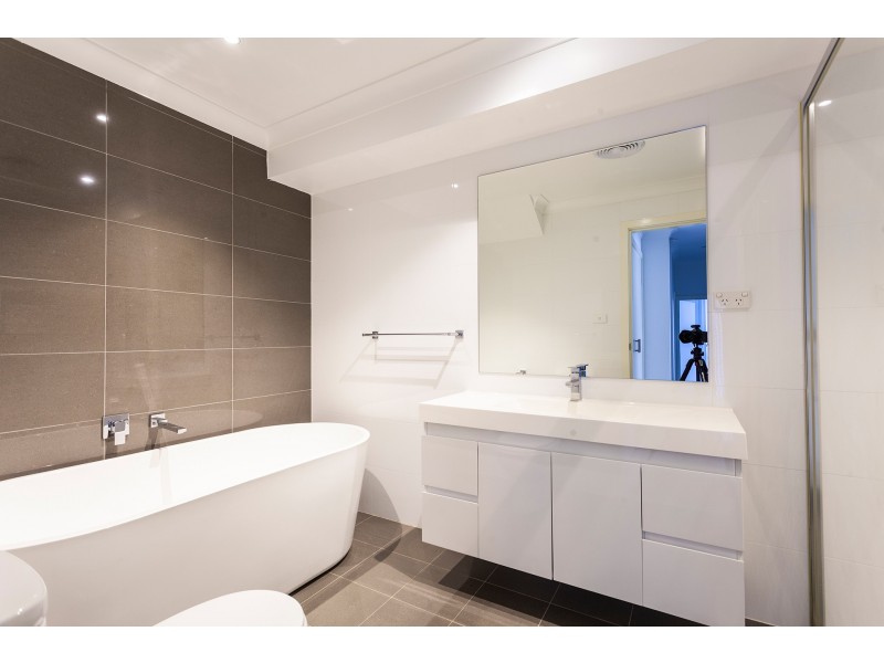 17 Meroo Close, Flinders NSW 2529