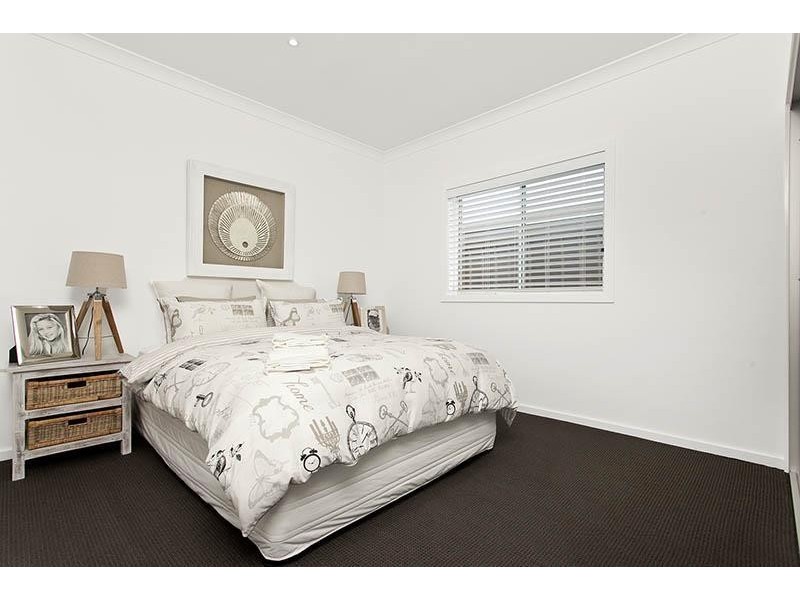 8 Shallows Drive, Shell Cove NSW 2529