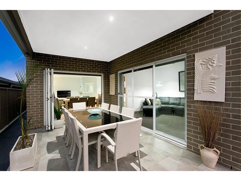 8 Shallows Drive, Shell Cove NSW 2529