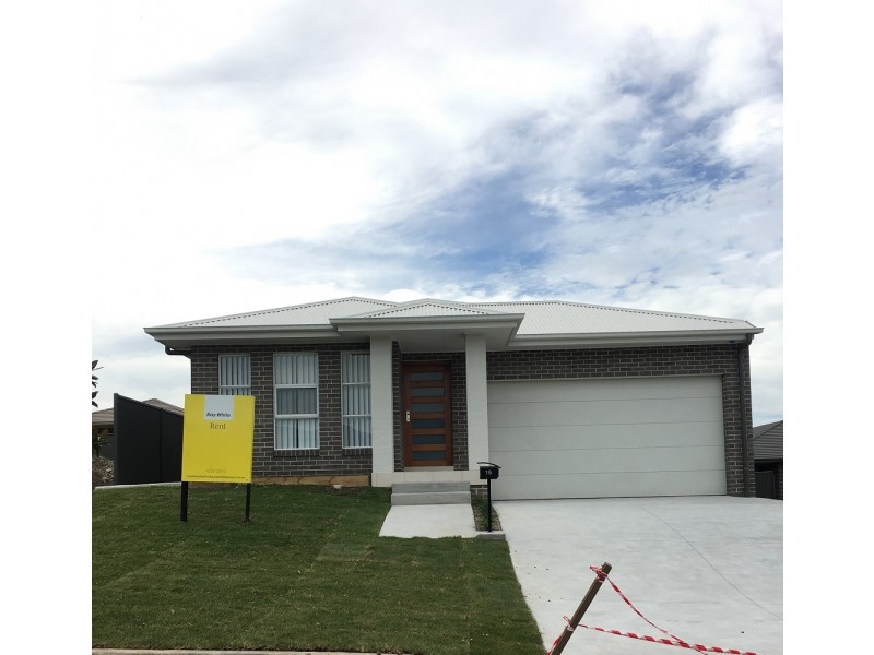 15 Farmgate Street, Calderwood NSW 2527
