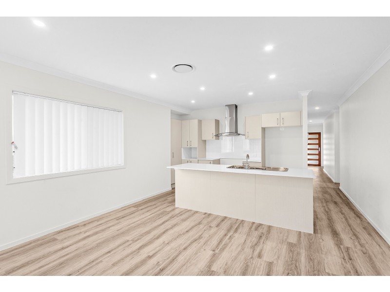 15 Farmgate Street, Calderwood NSW 2527