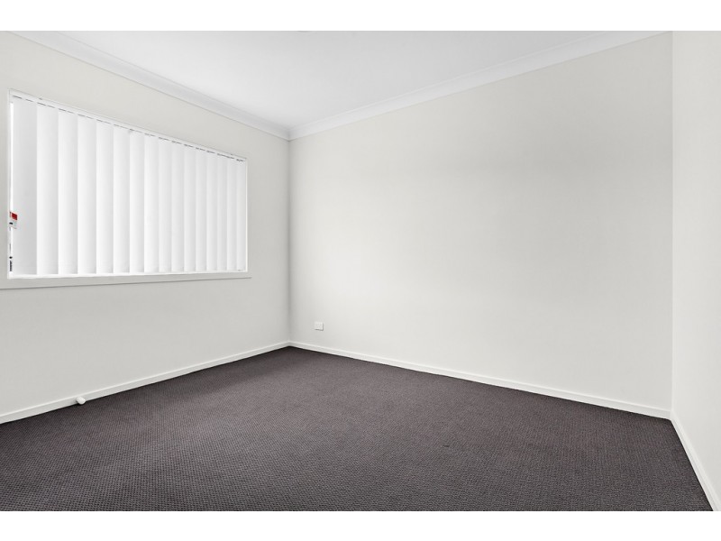 15 Farmgate Street, Calderwood NSW 2527