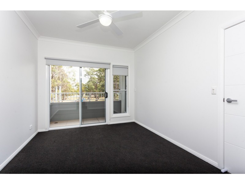 14 Moore Street, Oak Flats NSW 2529