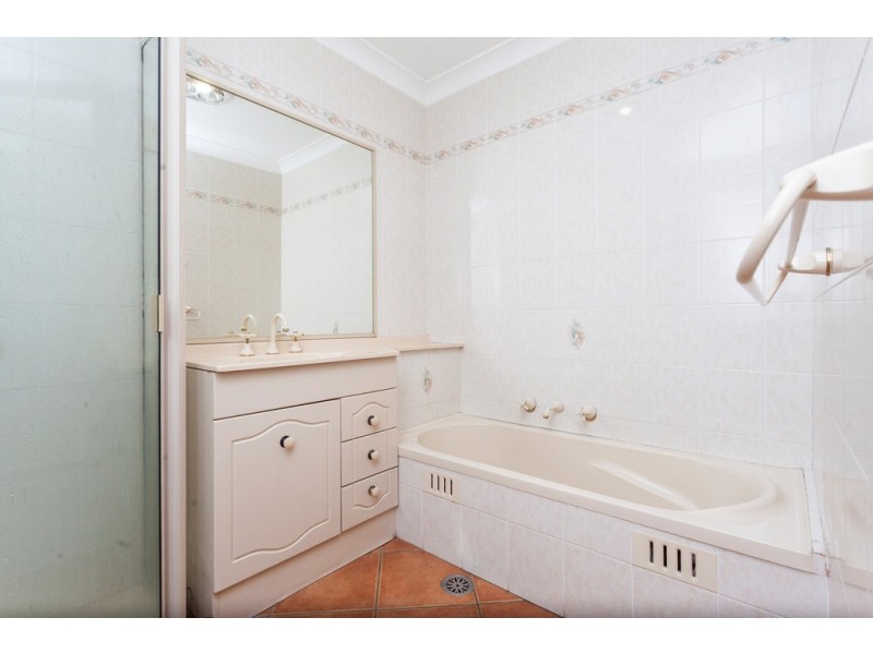 76a Fisher Street, Oak Flats NSW 2529