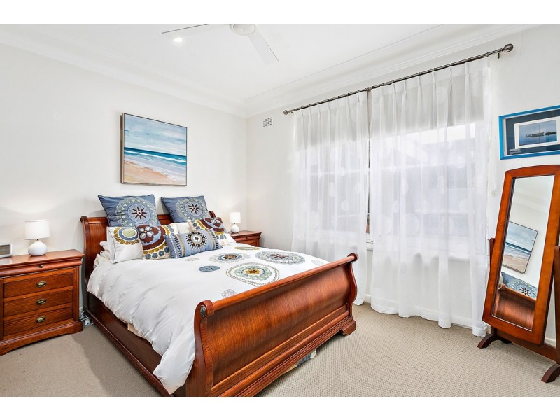 11 Towns Street, Shellharbour NSW 2529