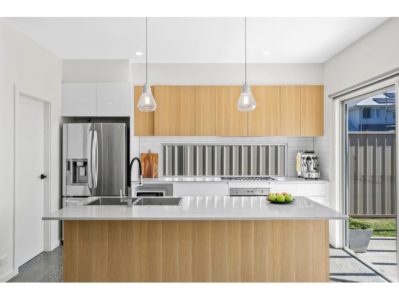 7 Mast Way, Shell Cove NSW 2529