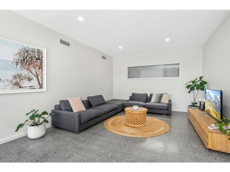 7 Mast Way, Shell Cove NSW 2529