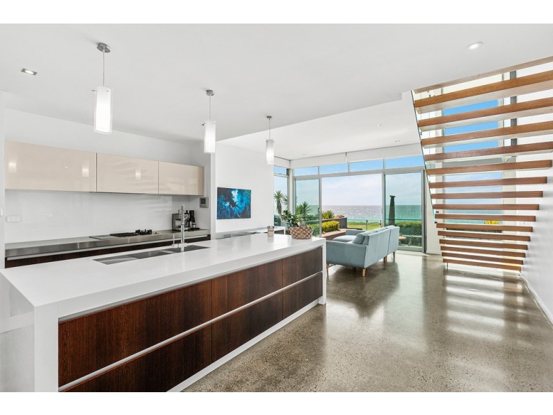 49 Little Lake Crescent,, Warilla NSW 2528