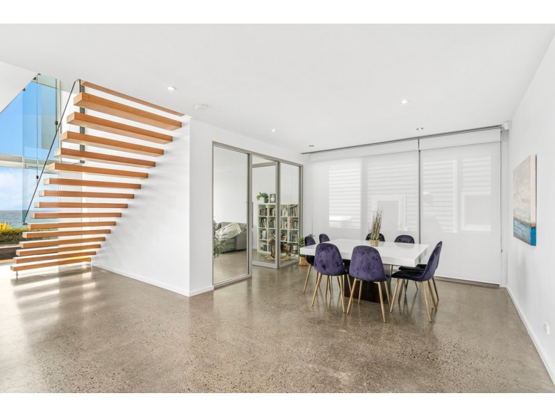 49 Little Lake Crescent,, Warilla NSW 2528