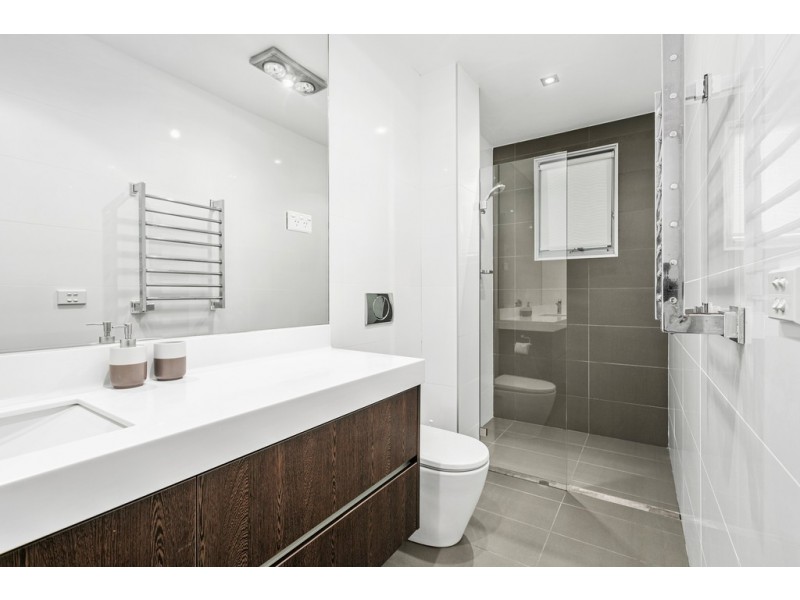 49 Little Lake Crescent,, Warilla NSW 2528