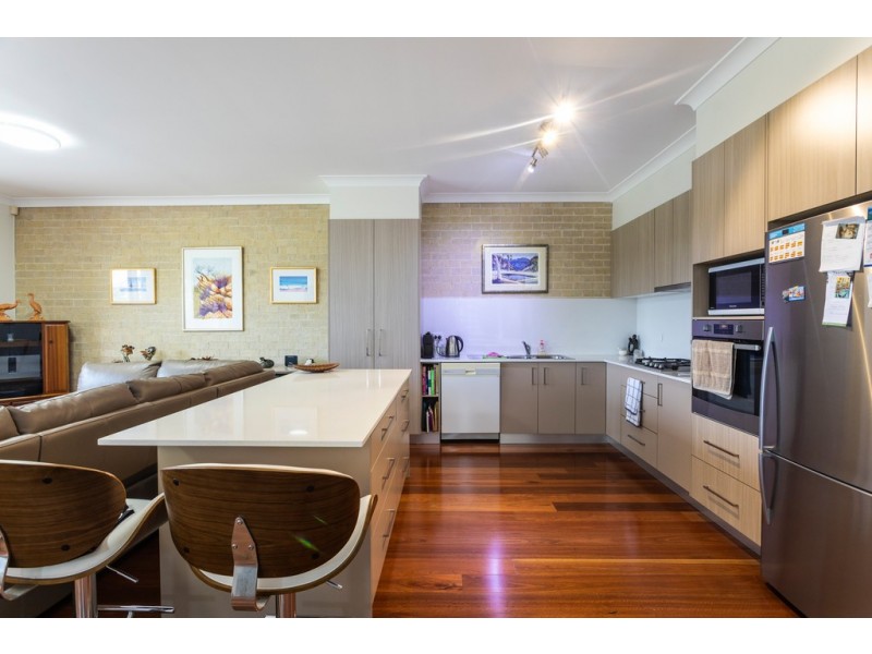 2/21 Solander Avenue, Shell Cove NSW 2529
