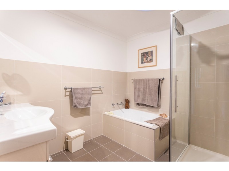 2/21 Solander Avenue, Shell Cove NSW 2529