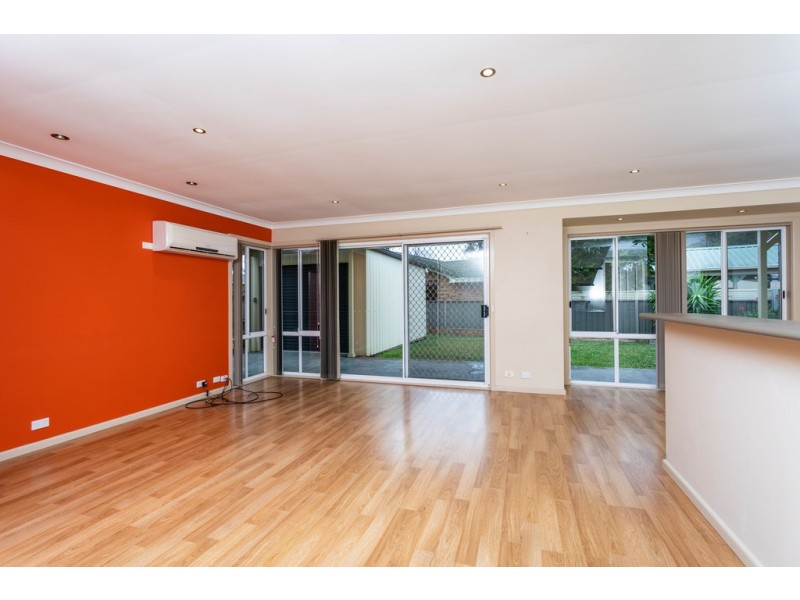 15 Jenail Place, Horsley NSW 2530