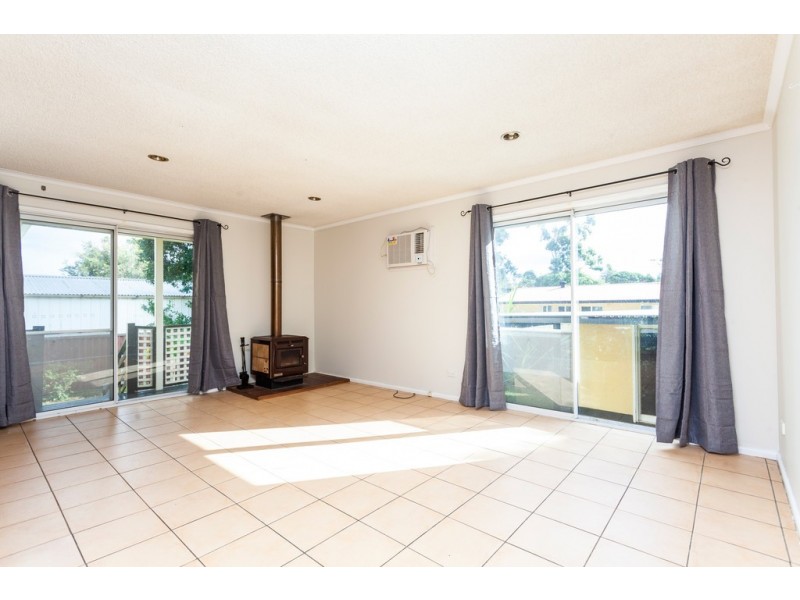 132 Lake Entrance Road, Mount Warrigal NSW 2528