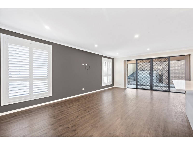 18 Narran Way, Flinders NSW 2529