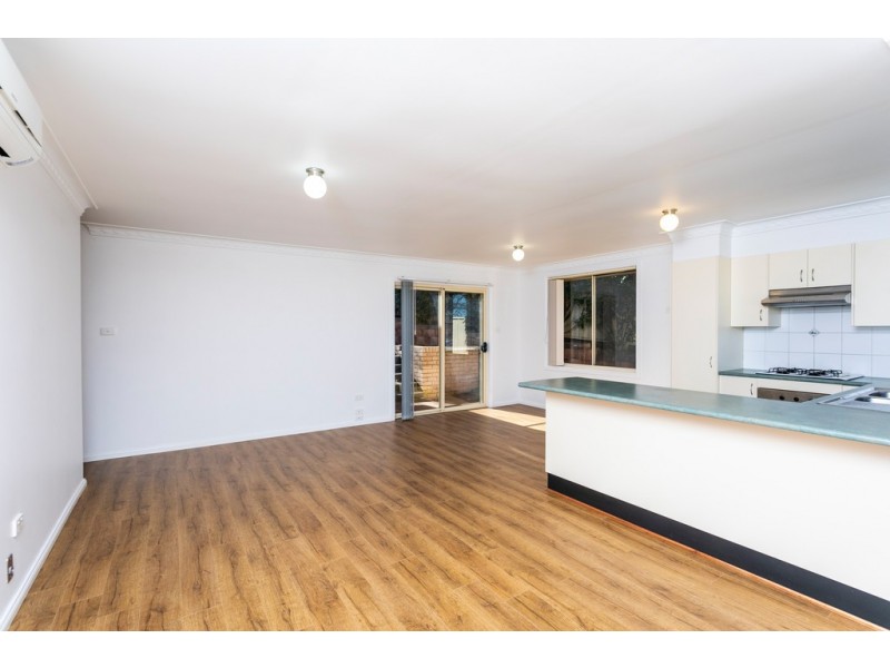 1/9 Burrill Place, Flinders NSW 2529