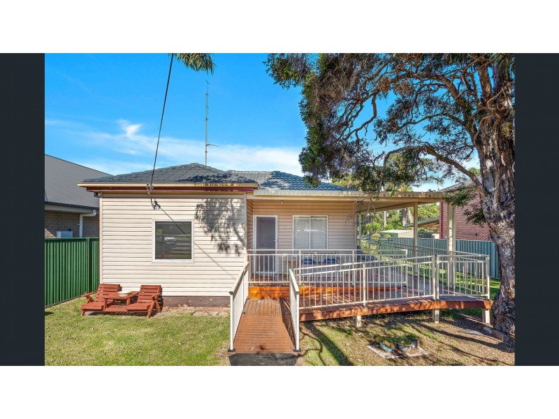101 Fisher Street, Oak Flats NSW 2529