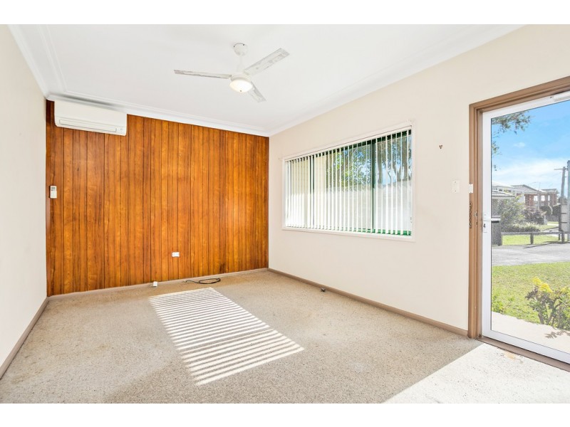 72 Jason Avenue, Barrack Heights NSW 2528