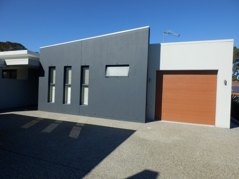 2/55 Korrongulla Crescent, Primbee NSW 2502