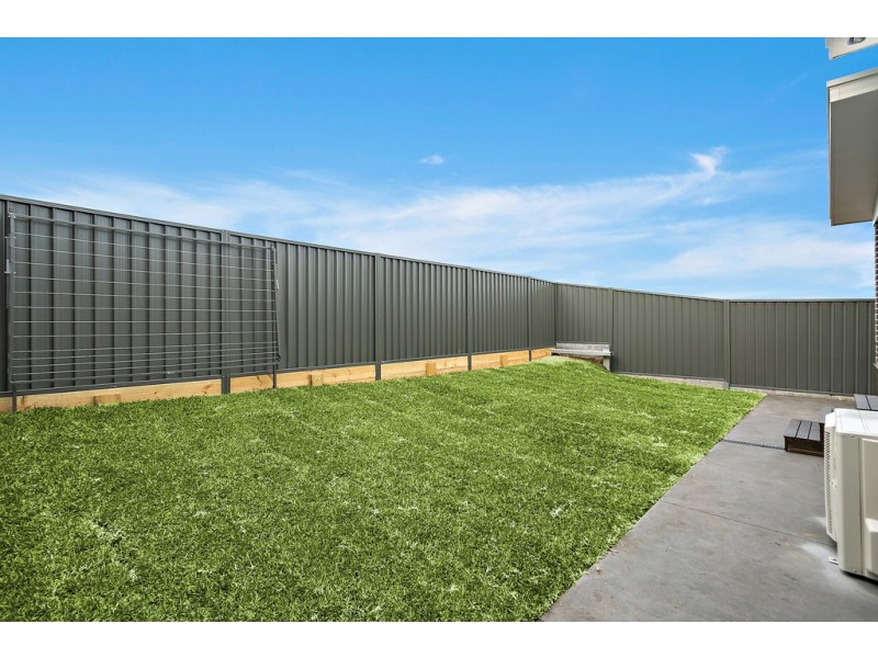 36 Butterfactory Drive, Calderwood NSW 2527
