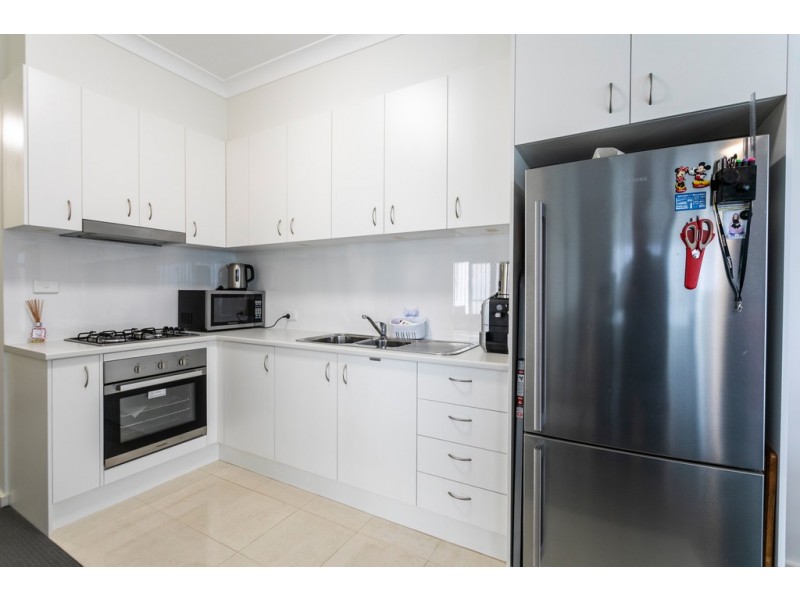 16/125 Lake Entrance Road, Barrack Heights NSW 2528