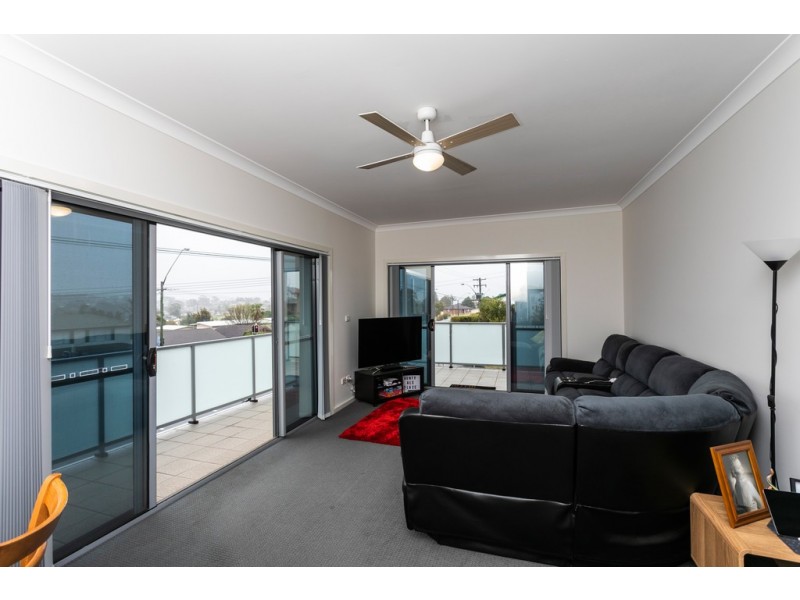 16/125 Lake Entrance Road, Barrack Heights NSW 2528