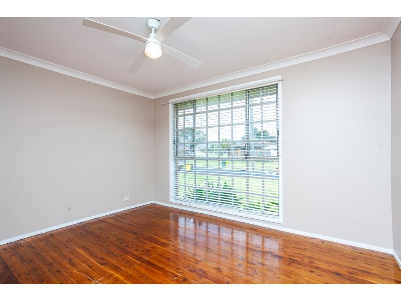 41 Poplar Avenue, Albion Park Rail NSW 2527