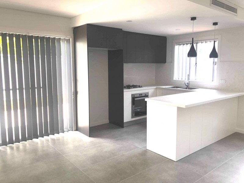 8/17 Fisher Street, Oak Flats NSW 2529