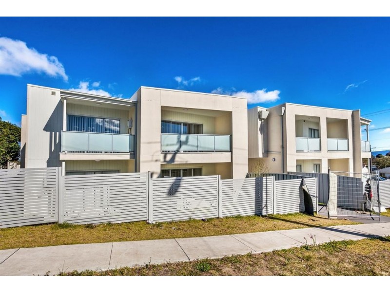 10/125 LAKE ENTRANCE ROAD, Barrack Heights NSW 2528