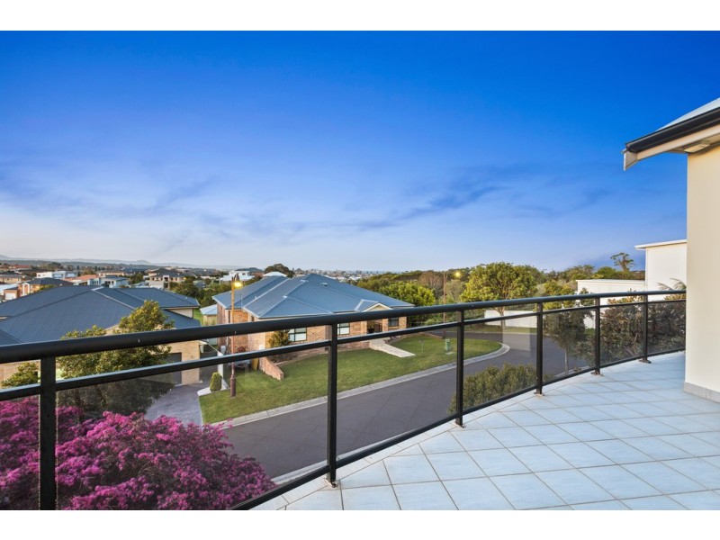 1 Hayman Crescent, Shell Cove NSW 2529