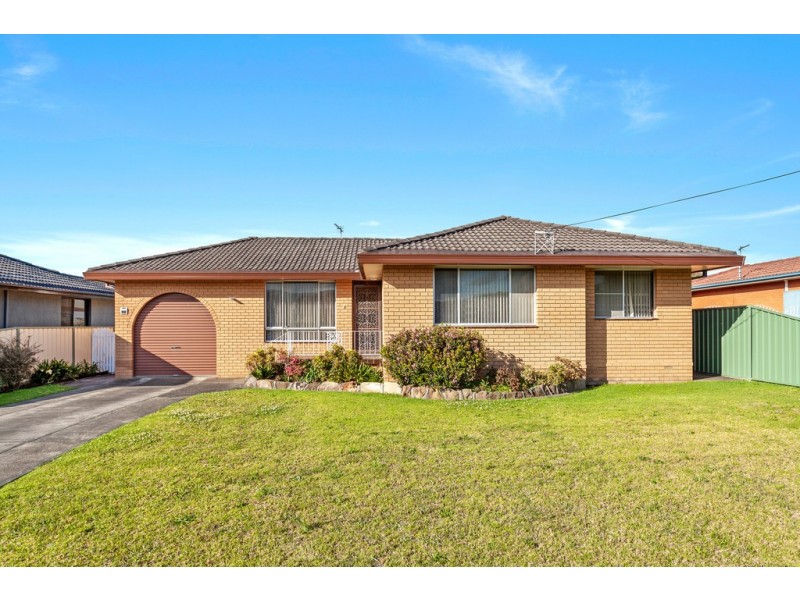 17 Brigadoon Circuit, Oak Flats NSW 2529