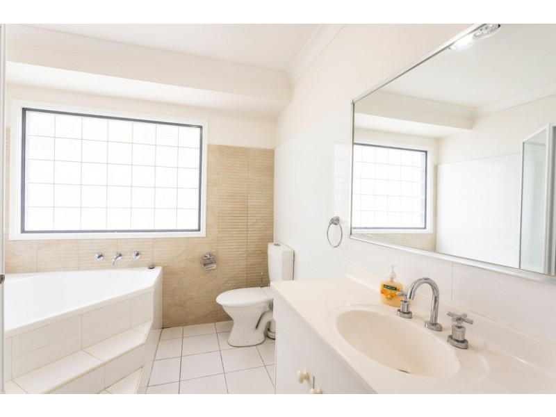 7 Kialoa Circuit, Shell Cove NSW 2529