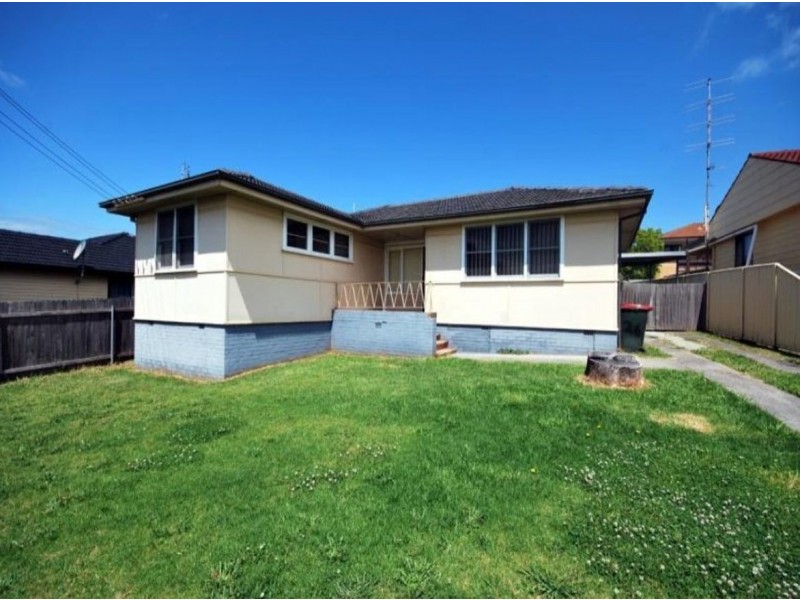 26 Girraween Avenue, Lake Illawarra NSW 2528