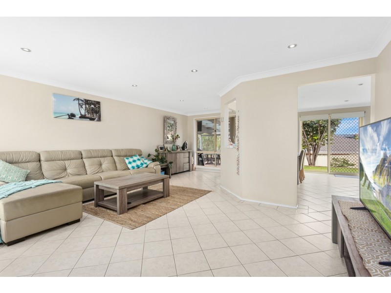 42 Tuggerah Circuit, Flinders NSW 2529