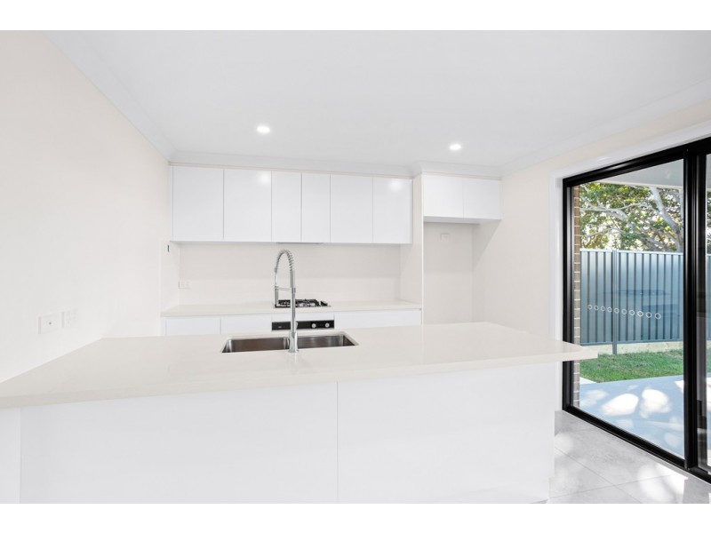 11 Skiff Place, Shell Cove NSW 2529