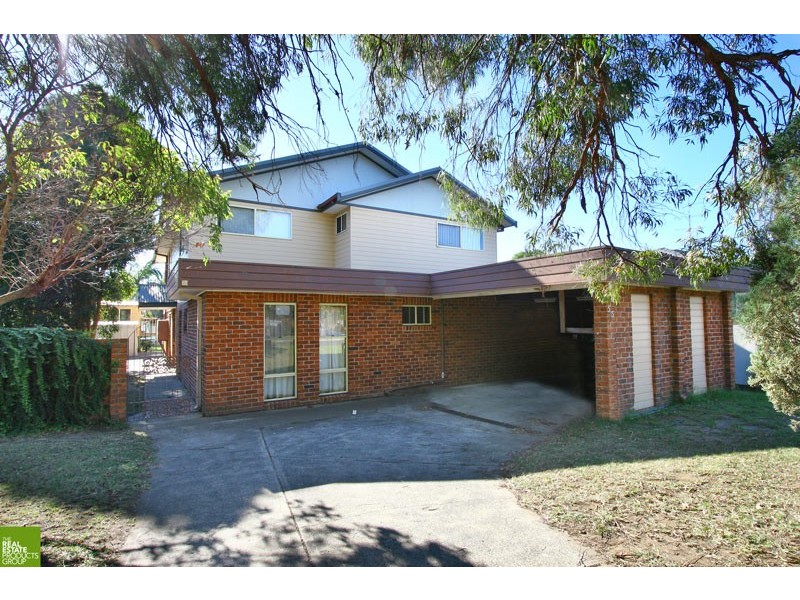 55 Devonshire Cres, Oak Flats NSW 2529