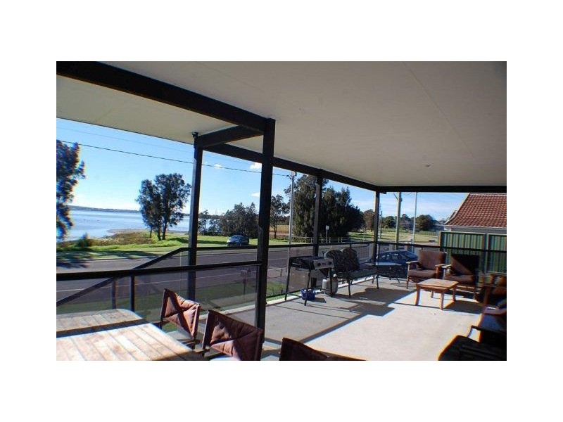 209 Reddall Pde, Mount Warrigal NSW 2528