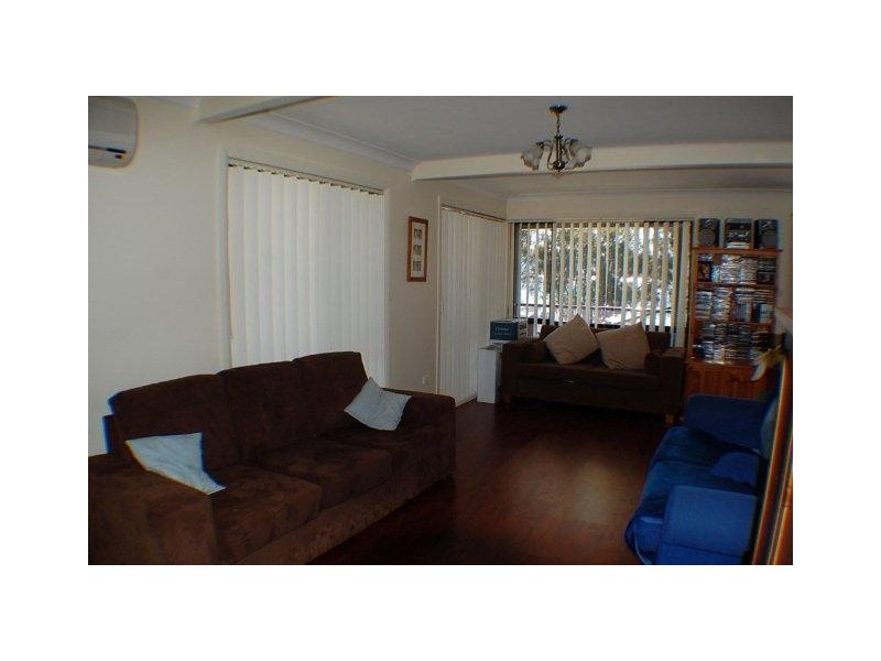209 Reddall Pde, Mount Warrigal NSW 2528