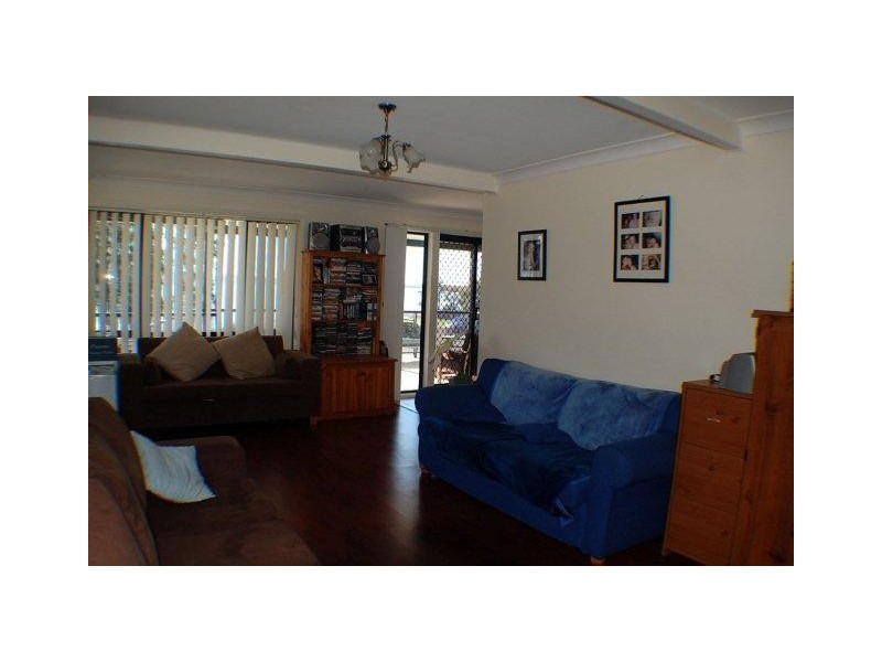 209 Reddall Pde, Mount Warrigal NSW 2528