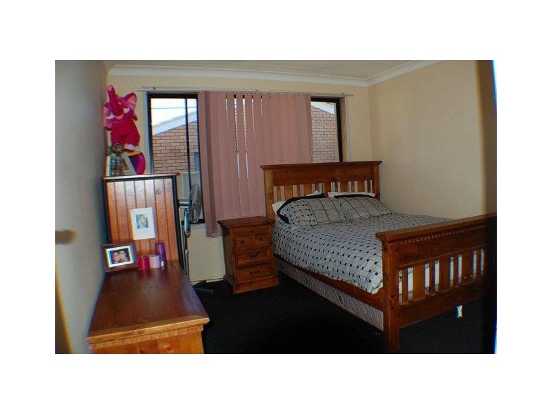 209 Reddall Pde, Mount Warrigal NSW 2528