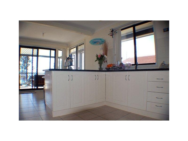 209 Reddall Pde, Mount Warrigal NSW 2528
