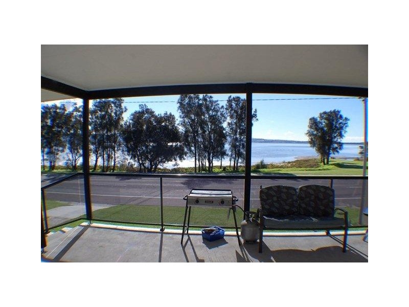 209 Reddall Pde, Mount Warrigal NSW 2528