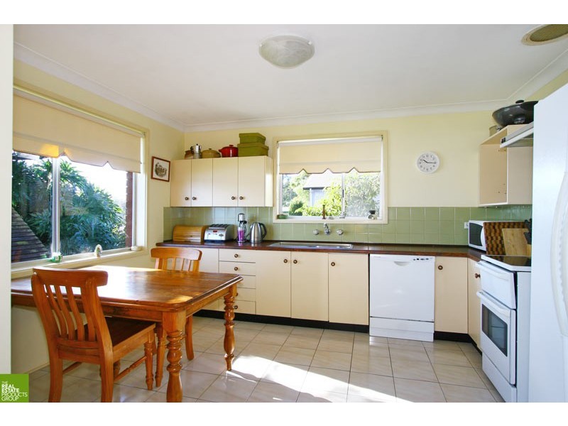 63 Horsley Rd, Oak Flats NSW 2529